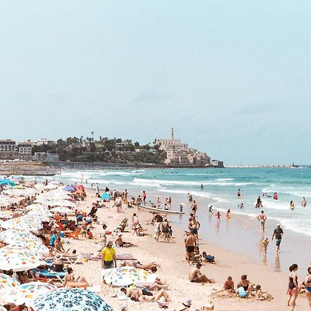 Wom Beach Pod Hotel - A Member Of Brown Hotels テル・アビブ エクステリア 写真