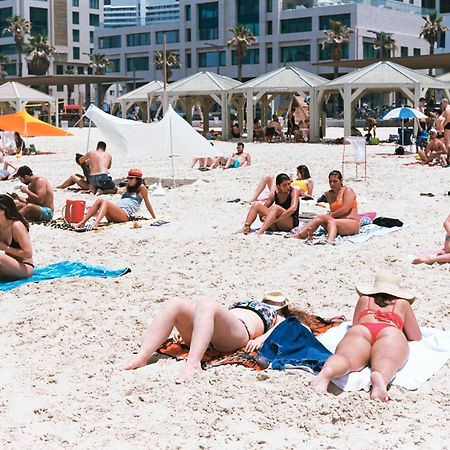 Wom Beach Pod Hotel - A Member Of Brown Hotels テル・アビブ エクステリア 写真