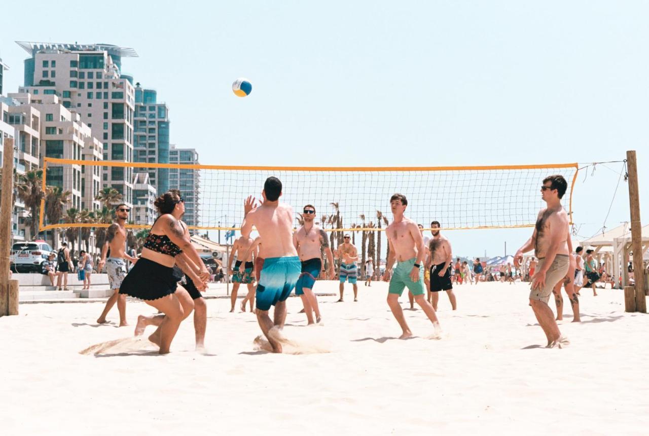 Wom Beach Pod Hotel - A Member Of Brown Hotels テル・アビブ エクステリア 写真