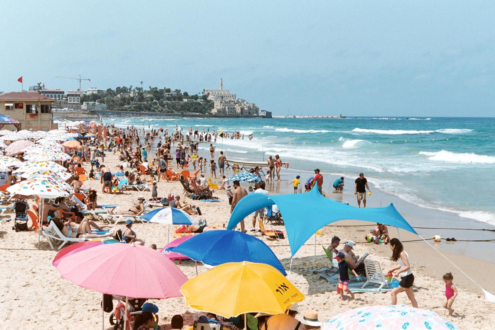 Wom Beach Pod Hotel - A Member Of Brown Hotels テル・アビブ エクステリア 写真